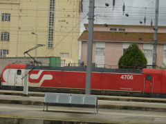 
CP '4706' at Campanha station, Porto, April 2012